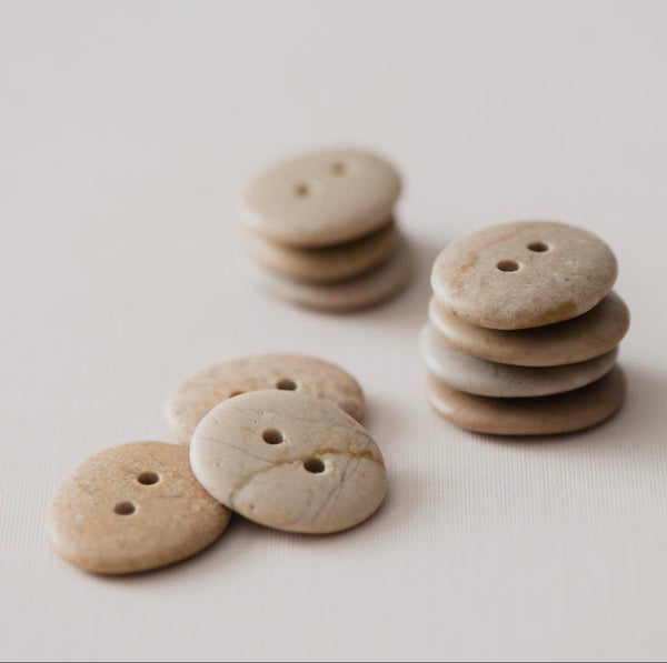 Woodgrain Brass Buttons – Bella Filato Studio