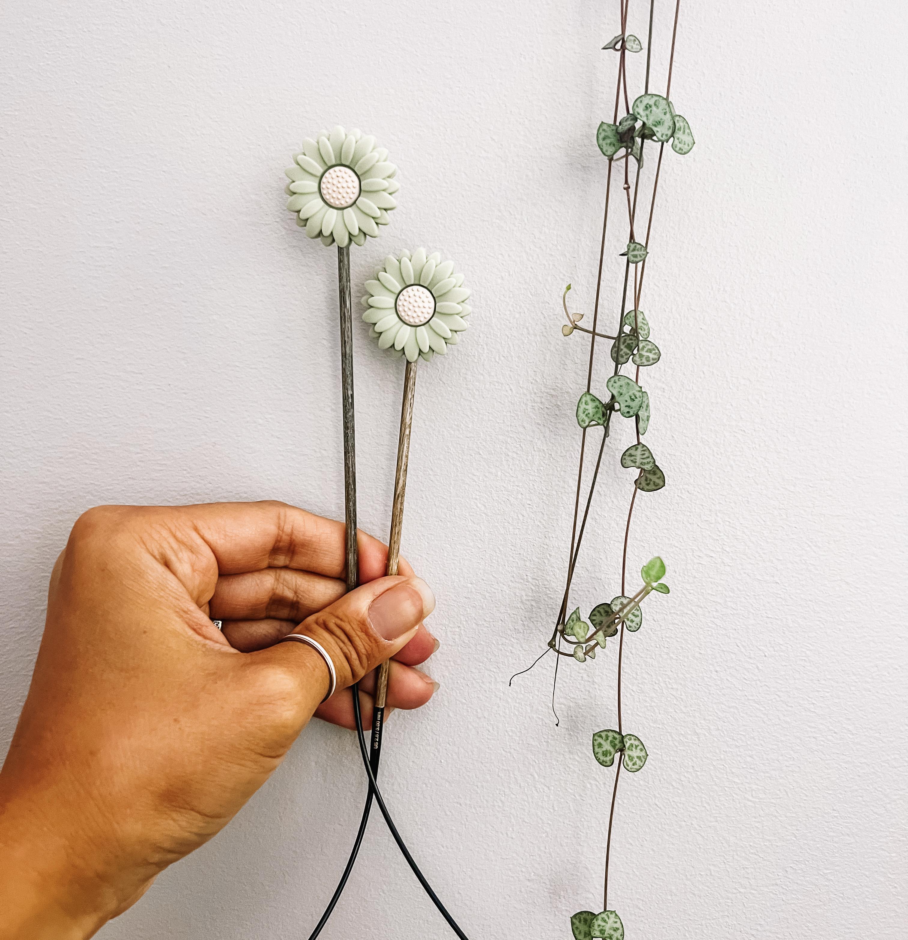 Sunflower Needle Stoppers