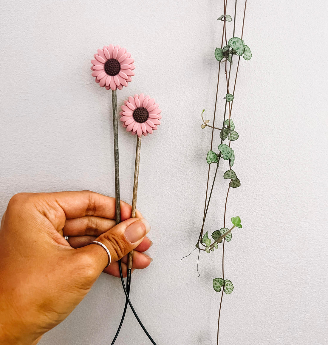 Sunflower Needle Stoppers